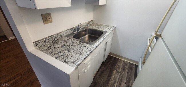 Building Photo - 12810 Detroit Ave