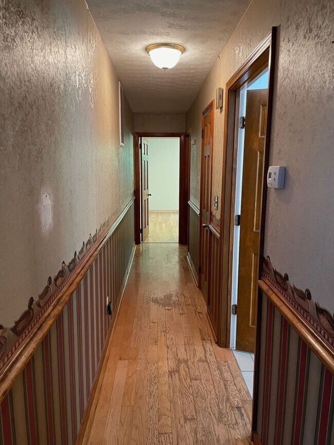 Building Photo - Beautiful 2 Bed, 2 Bath home located in Seagrove. (Handicap accessible)