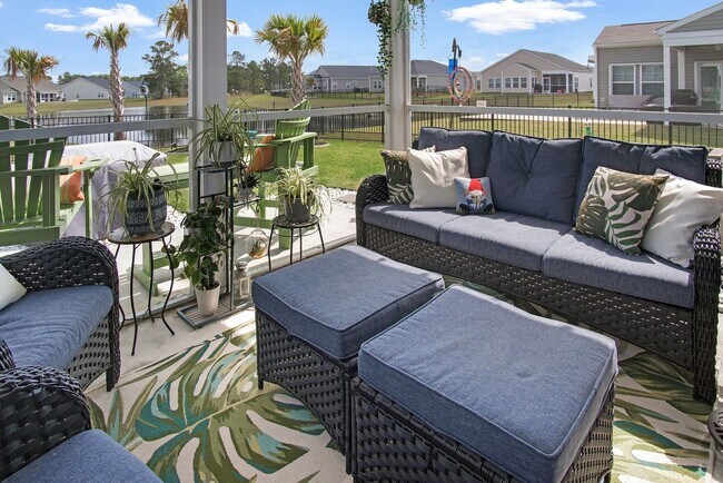 Building Photo - Glenmoor 3BR/2BA – Minutes from Downtown C...