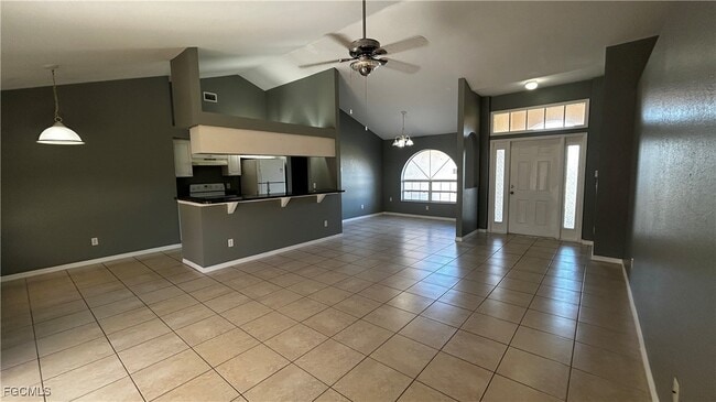 Building Photo - 2811 40th St SW