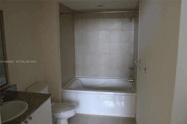 Building Photo - 19501 W Country Club Dr