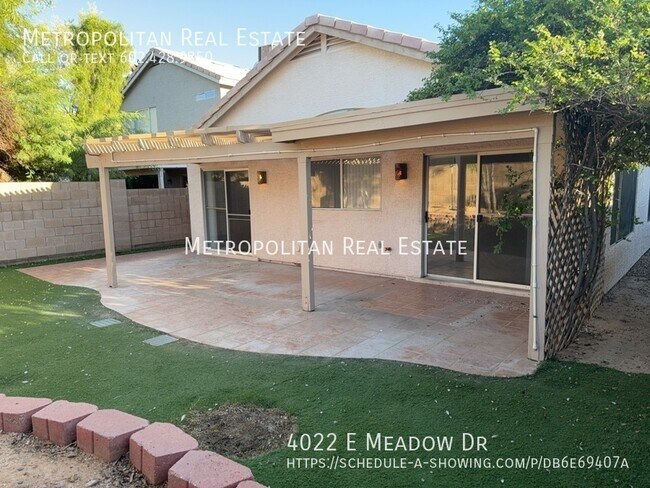 Building Photo - 4022 E Meadow Dr