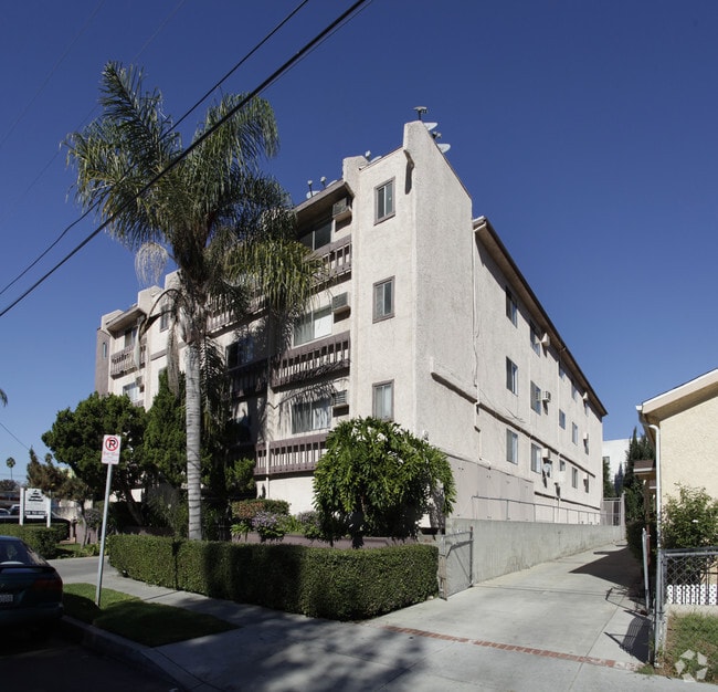 Building Photo - Kling Courtyard Apartments