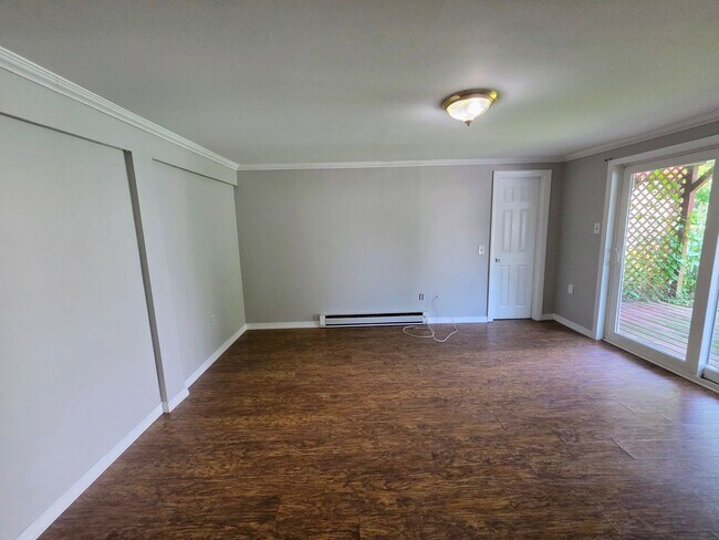 Building Photo - 5657 Wood Ln
