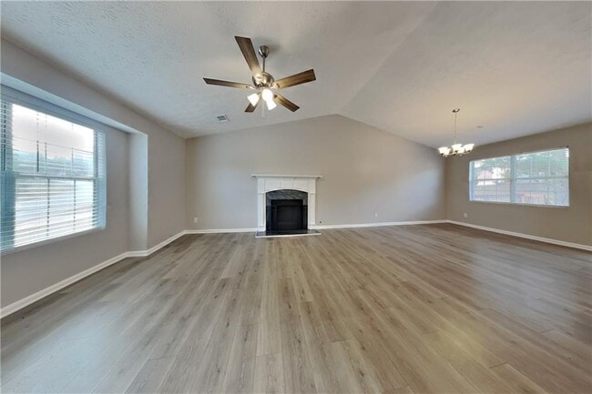 Building Photo - 3202 Windgate Dr