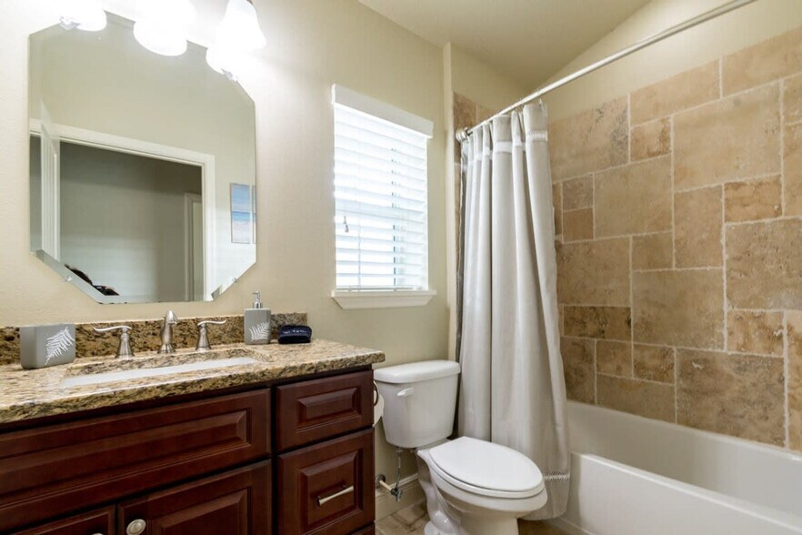 Building Photo - 202 Ivory Coral Ln