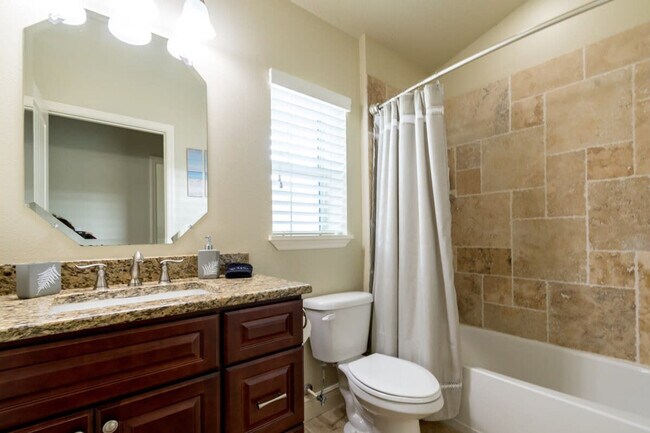 Building Photo - 202 Ivory Coral Ln