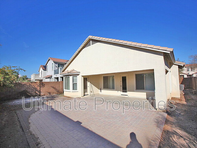 Building Photo - 25679 W Miami St