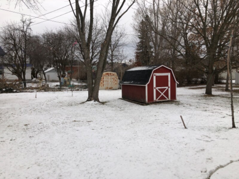 Building Photo - 221 E 1st St