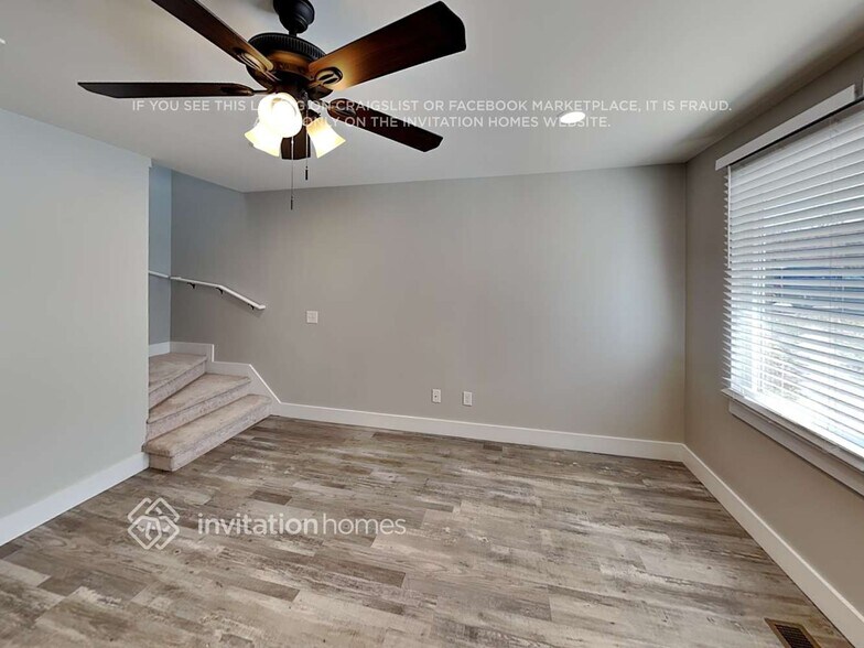 Building Photo - 524 W Main St