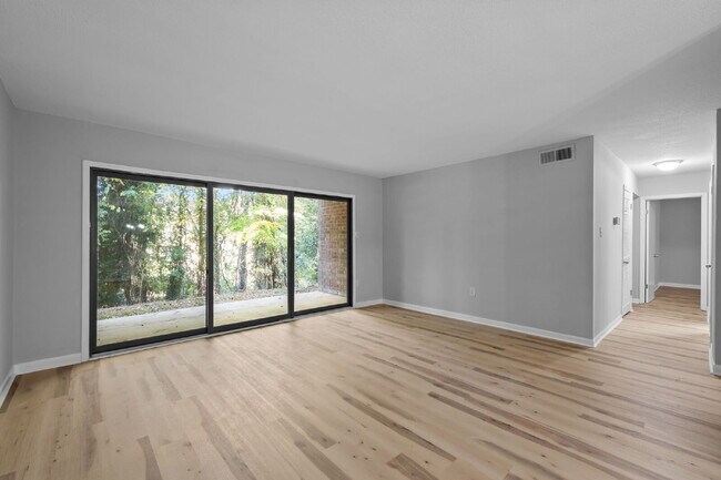 Building Photo - 500 Umstead Dr