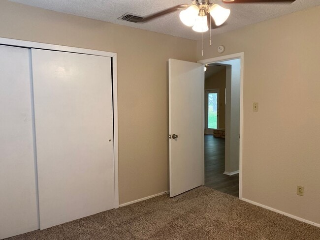 Building Photo - 12123 Stevens Ct