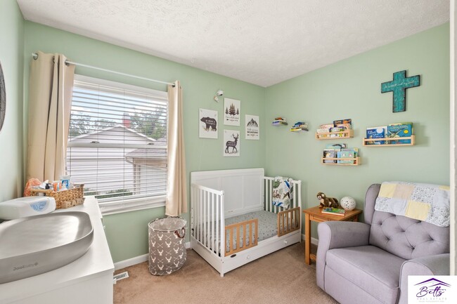 Building Photo - OPEN HOUSE MAY 9, 2025 3PM-4PM