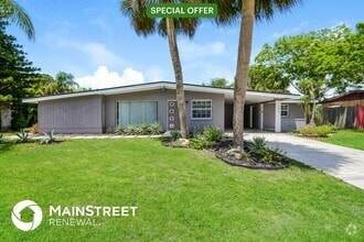 Building Photo - 1642 Banyan Dr