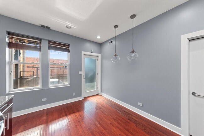 Building Photo - 2052 N Campbell Ave