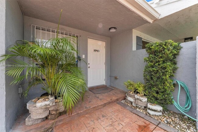 Building Photo - 2401 SW 102nd Ave