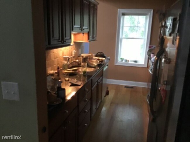 Building Photo - 3 br, 2.5 bath Condo - 110 Cherry St 6 Unit 6
