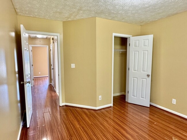 Building Photo - Modern 3-Bedroom Beauty in East Montgomery