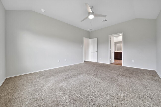 Building Photo - 20343 Green Mountain Dr