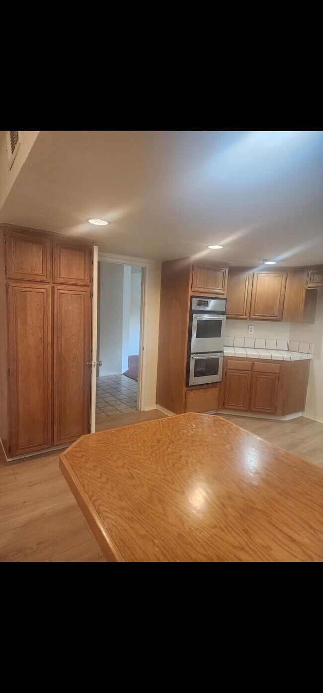 Building Photo - 44335 Sedona Way