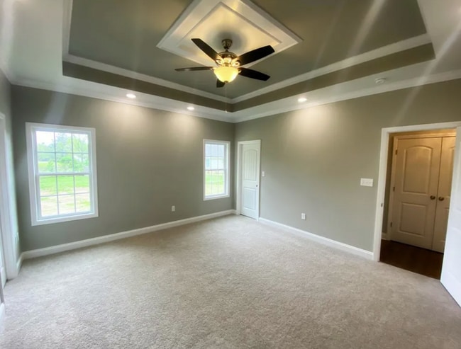 Building Photo - Spacious 4BR/2BA Home with Open Floor Plan, Granite Kitchen & Privacy Fence in Valdosta