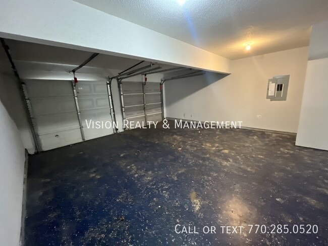 Building Photo - 4694 Glider Cir