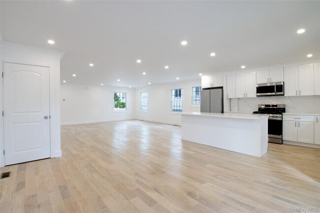 Building Photo - 30 Kirkwood Rd