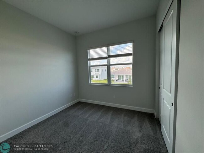 Building Photo - 13614 Spruce Pne Dr