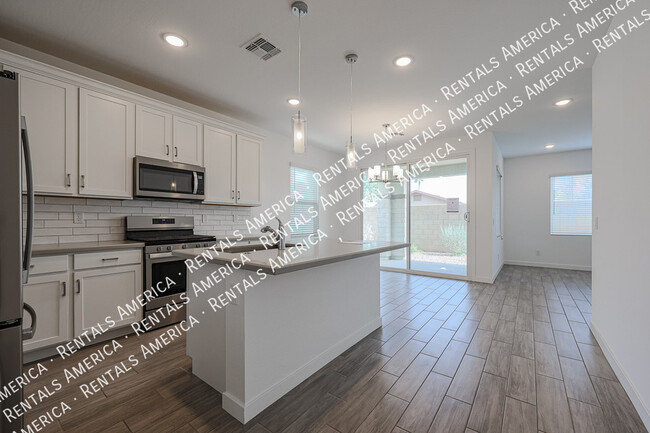 Building Photo - 1117 N Jay Pl