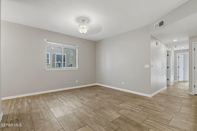 Building Photo - 717 HC Gilbert Minjares Dr