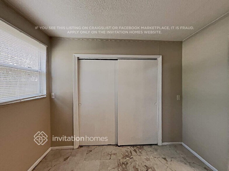 Building Photo - 6005 Murray Hill Dr