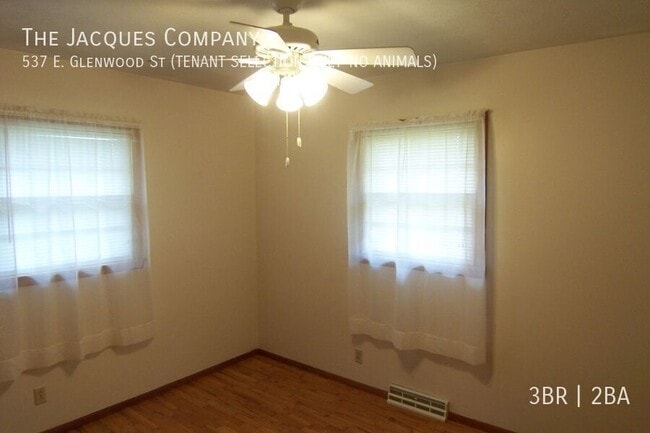 Building Photo - 537 E Glenwood St