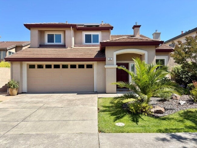 Building Photo - Coveted Napa Yacht Club 3 Bedrooms, 2 1/2 Bathrooms, w/ 1st Level Primary Bedroom/Bath