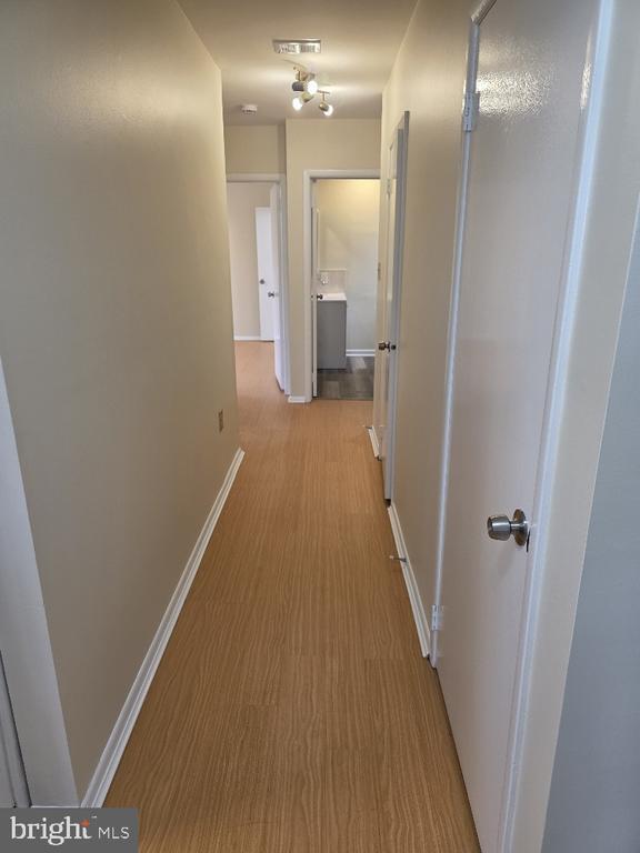 Building Photo - 22 Florence Tollgate Pl