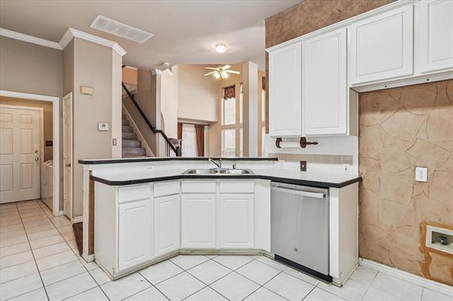 Building Photo - 3104 Sawtooth Dr