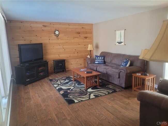 Building Photo - 2 S Rainbow Shores Rd