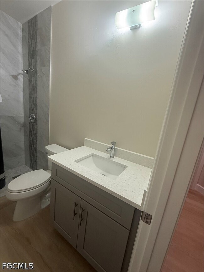 Building Photo - 103 Pennfield St