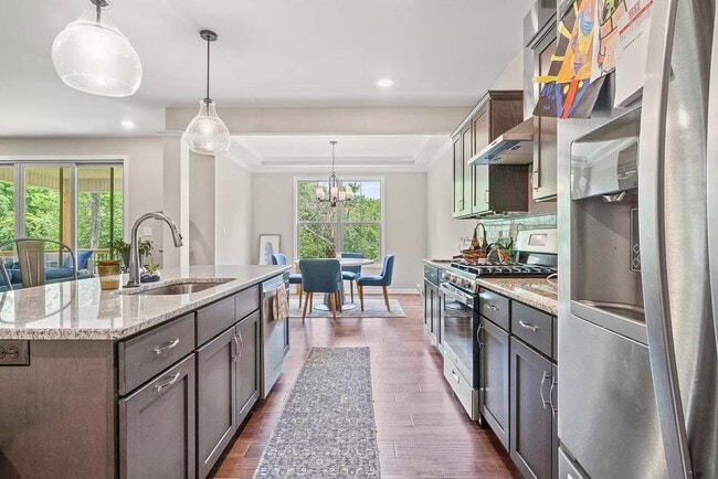 Building Photo - 4300 Steamboat Rd