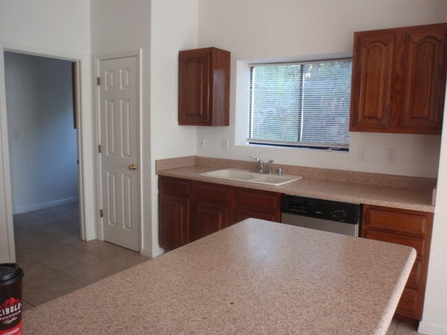 Building Photo - COMING SOON: Three Bedroom Home for Rent