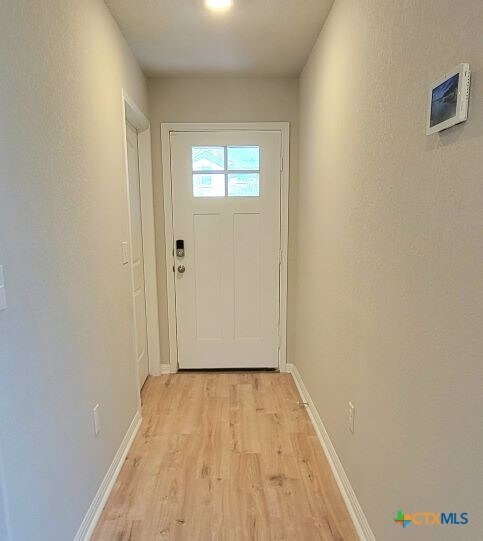 Building Photo - 417 Shiner Ln