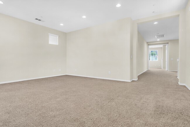 Building Photo - 4822 Brookside Ave