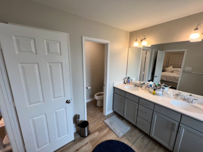 Building Photo - 17132 Wilthorne Colony Ct