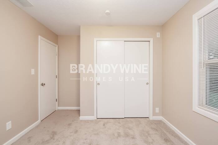 Building Photo - 7536 S Katherine Dr