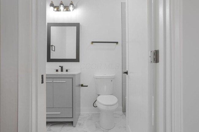 Building Photo - 961 Heyl Ave