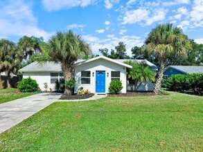 Building Photo - 1 MONTH FREE RENT! Stunning Sarasota Home with Pool – Minutes from Siesta Key Beach!