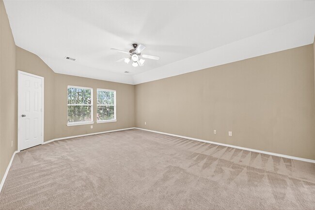 Building Photo - 17611 Haywood Oaks Dr
