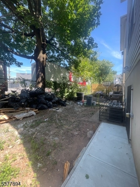 Building Photo - 271 Ellis Ave