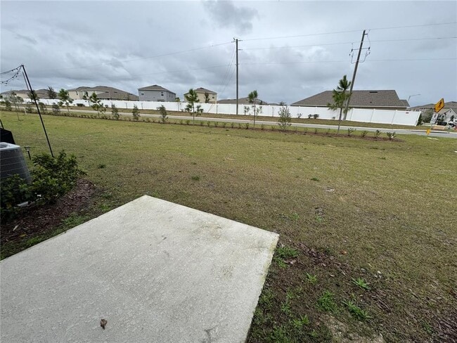 Building Photo - 2959 SAVIOR Ave