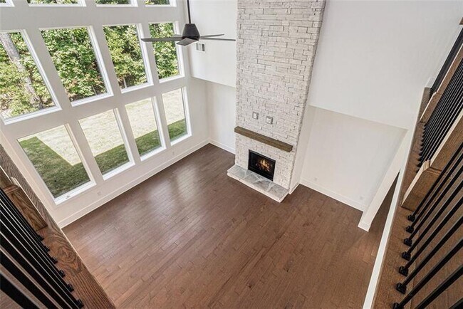 Building Photo - 7043 Foundry Dr