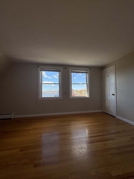 Building Photo - 59 Montowese St